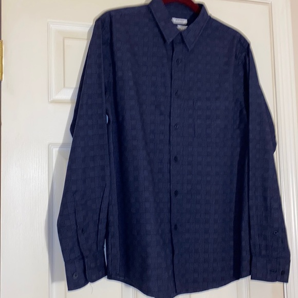 Haggar Other - Vintage Haggar Men’s Blue Fitted Button down Long Sleeve Shirt Blue White Med
